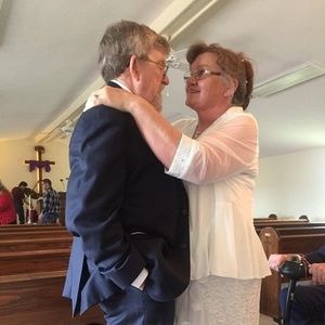 Meet your Posher, Connie